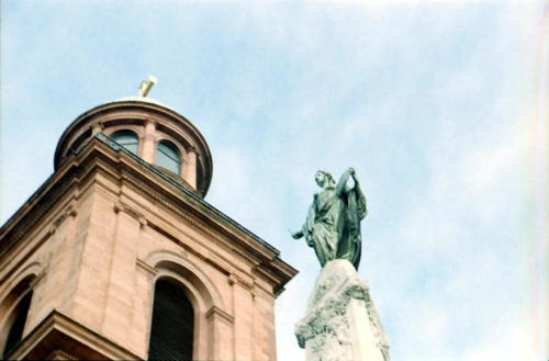 Clio oder Germania an der Paulskirche